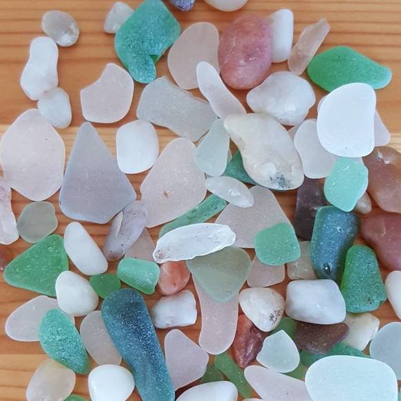 Meet your Posher, Jeannette - Picture 1 of 1